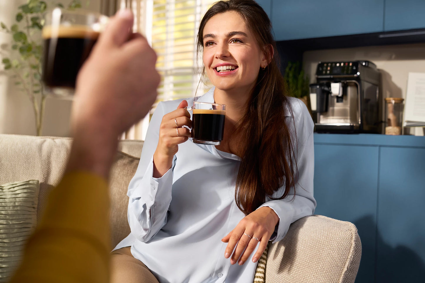 Series 2200 Fully automatic espresso machines EP2220