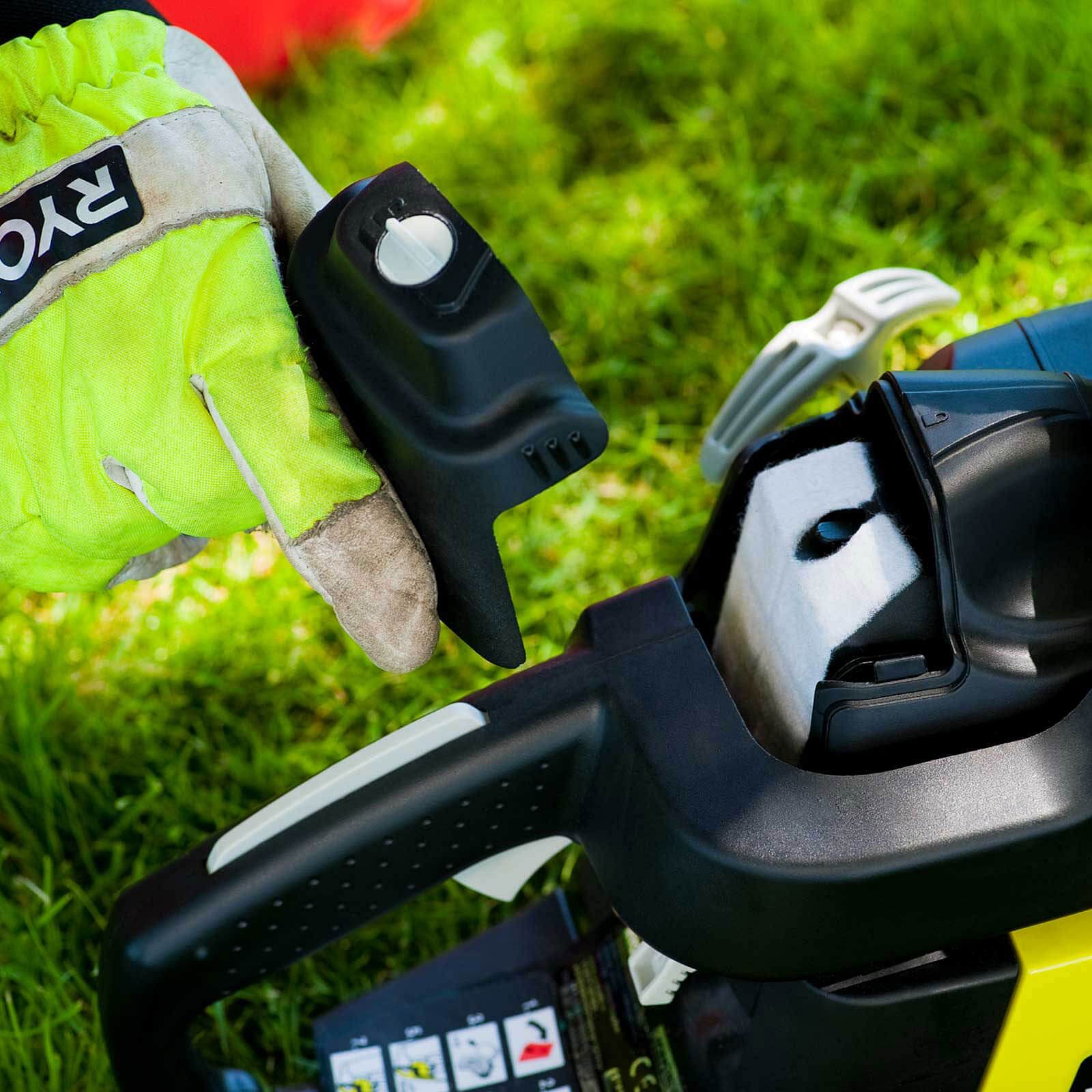 Ryobi RCS5145B Petrol Chainsaw 450mm - SmartGatelb